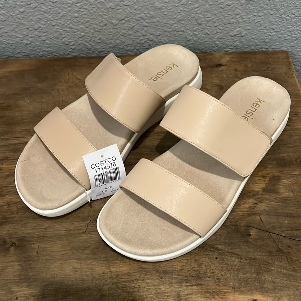 Kenzie Sandal size 10 NWT Jipsey Tan comfortable - Picture 1 of 6